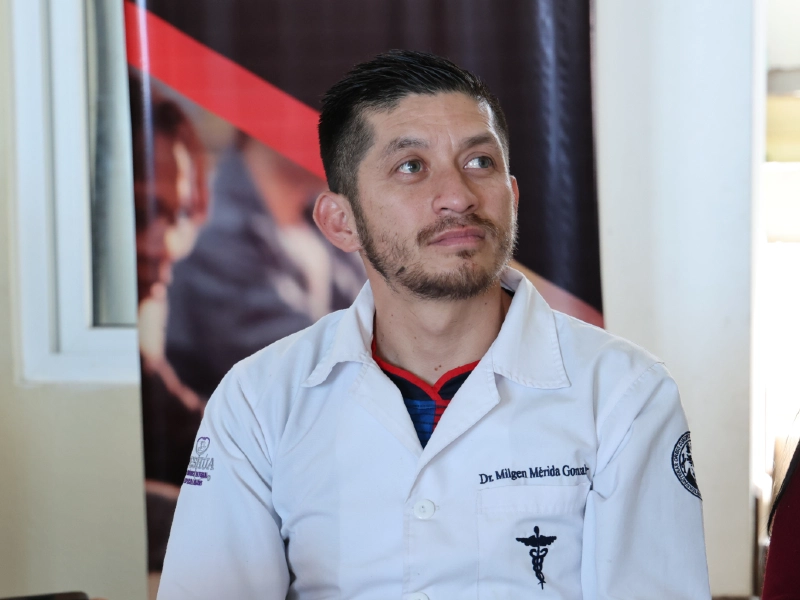Dr. Milgen Mérida