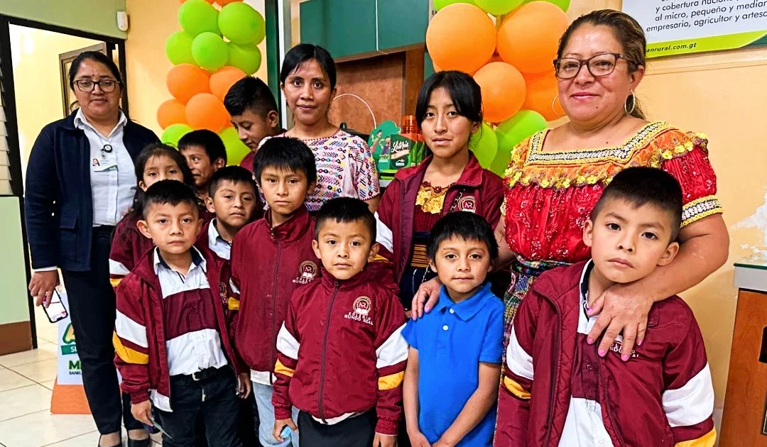 Formando Mentes Empresariales desde el Colegio «Mundo Real»